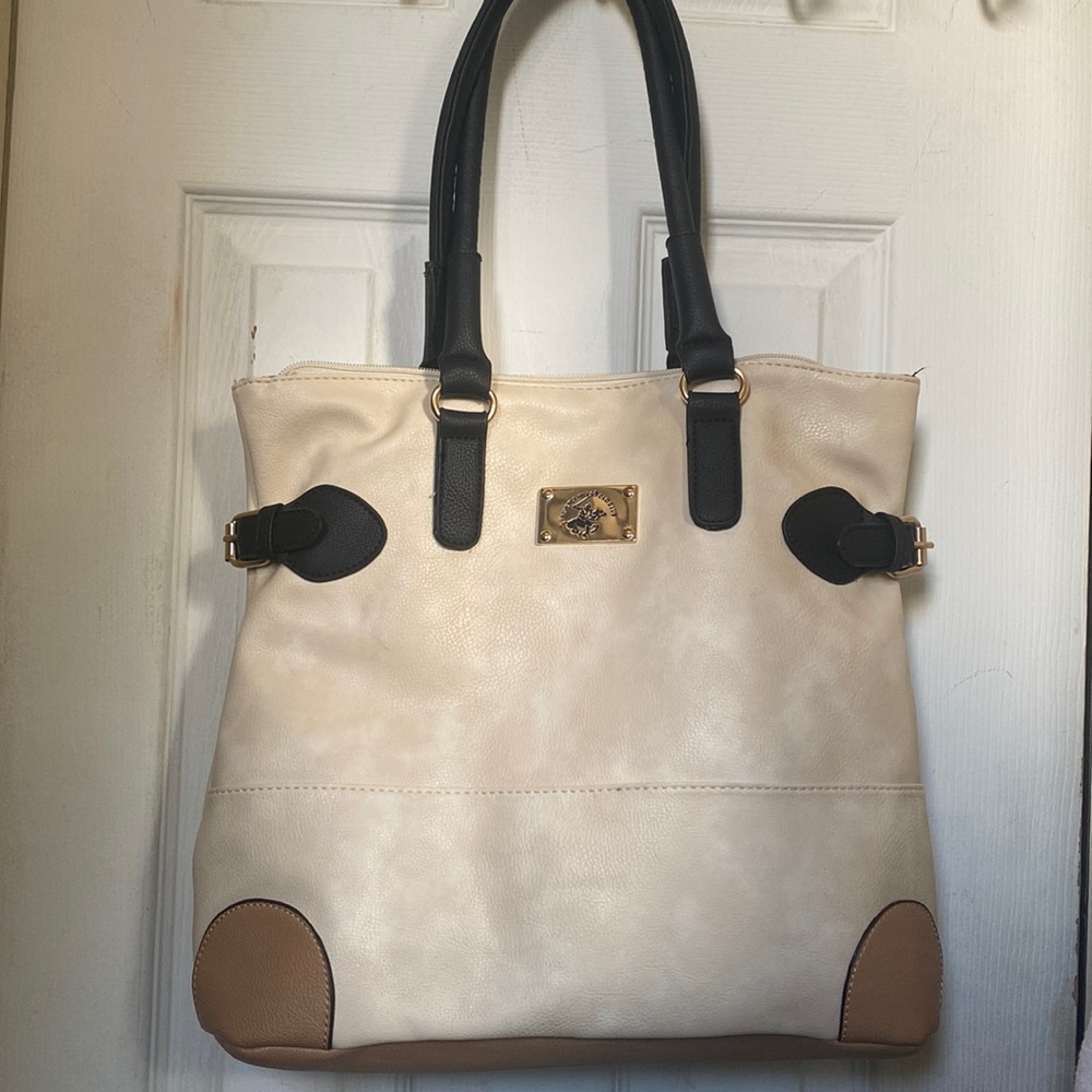 Beverly Hills Polo Club Hand/Over the Shoulder Bag